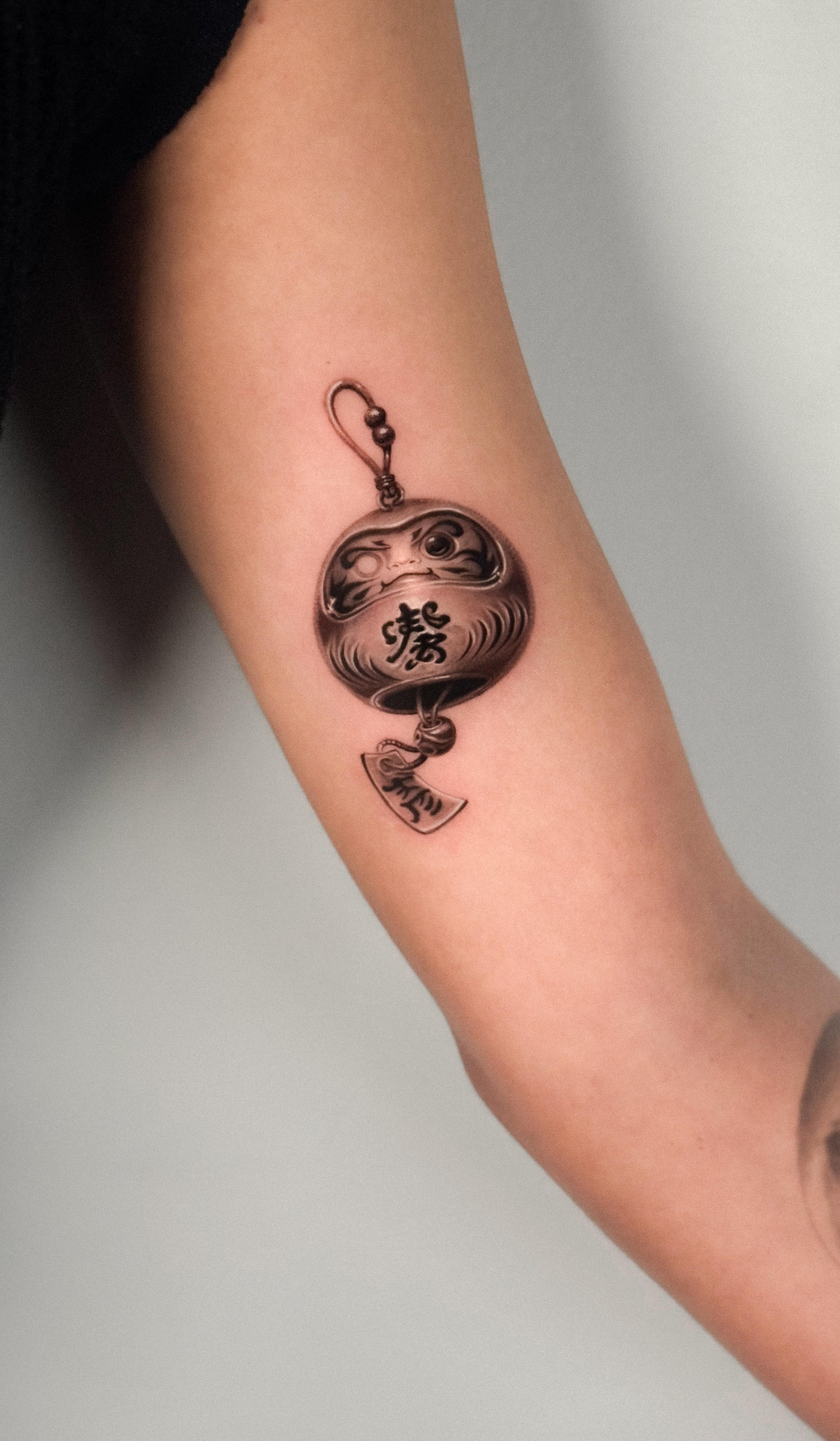 Daruma en microrrealismo